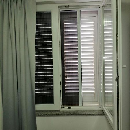 Studio Apartment Mila Pula Luaran gambar
