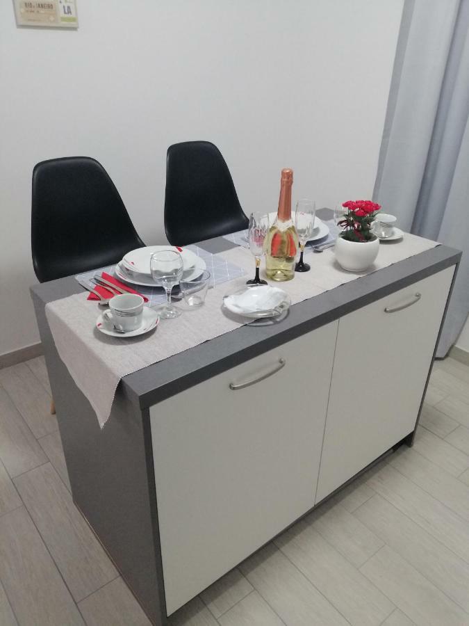 Studio Apartment Mila Pula Luaran gambar